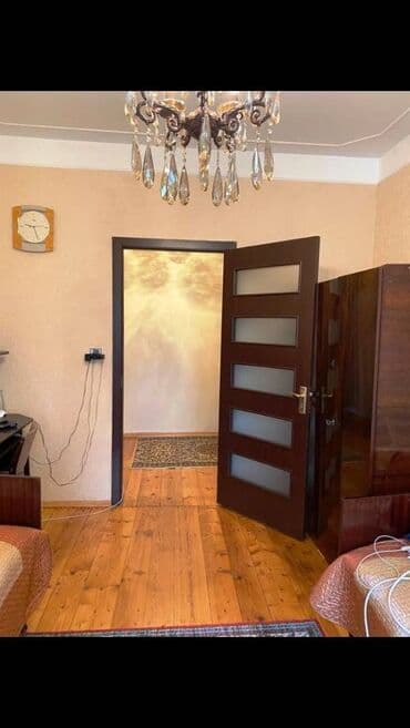 9 mkr kohne binalar: Bakı, 4 otaqlı, Köhnə tikili, m. Xətai, 100 kv. m — 8