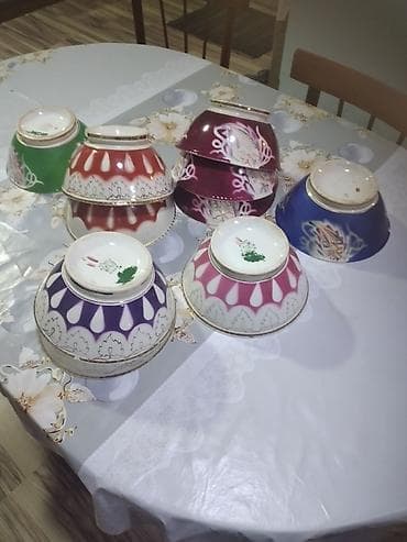 Kasalar, rəng - Qırmızı, Keramika