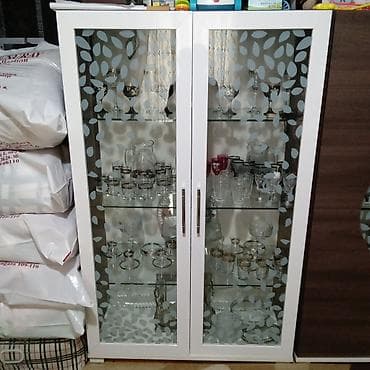 3-lü dəstdir vitrin kimi istifadə olunub işlqkarı da var heç bir — 3