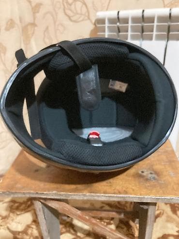 matorun paduskasi: Motosiklet kaskı – tam üzlü, qara rəng Qiymət: 25 ₼ Xüsusiyyətlər: - — 2