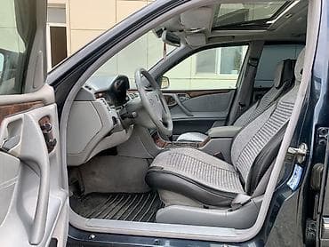 mersedes 2 4: Mercedes-Benz E 320: 3.2 l | 2000 il Sedan — 9