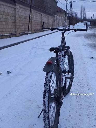 Городские велосипеды: Velosiped – dağ tipli, 29” təkərli Xüsusiyyətlər: - 29 düym təkərlər — 2