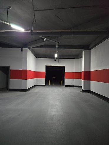 qaraba: Ağ Şəhərdə, Qarabağ Atları Meydanına bir neçə addımlıq məsafədə geniş — 9