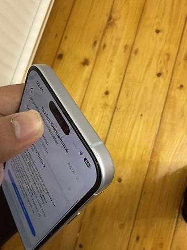 ayfon 7 s: IPhone 15 Plus, 128 GB, Ağ, Barmaq izi, Simsiz şarj, Face ID — 8