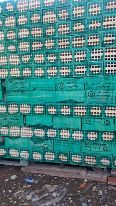 Dekarativ iran kərpicləri