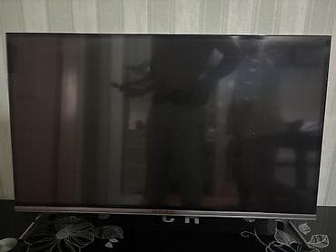 Silvaiki LED televizor + şüşə TV stendi - Ekran: təxminən 32–40 düym