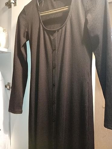 Qadın geyim dəsti - Qara uzun don: incə şaquli rellefli faktura, ön lalafo.az -da Qadın geyim dəsti - Qara uzun don: incə şaquli rellefli faktura, ön