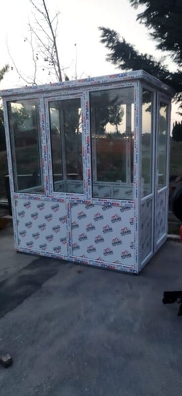 пластик эшик терезелер: Plastik Mühafizə Butkası 200x150x225 Çatdırılma quraşdırılma daxil — 1