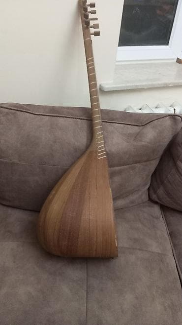 saz aleti: Saz – əl işi taxta simli musiqi aləti - Korpus: armud formalı — 3