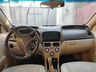 fiat doblo azerbaycan: Ağ rəngli hatchback, 5 qapı, Azərbaycan nömrə nişanı 01-CV-167 — 4