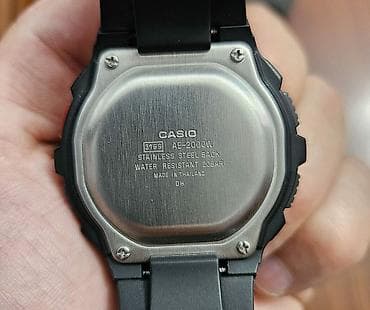 Qol saatları: Casio AE-2000W kişi qol saati. 165 manata alinib,65 satilir. Ünvan — 3