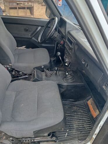 турбо аз подержанные автомобили таеота приюс аренд: ВАЗ (ЛАДА) 4x4 Нива: 1.7 л | 2012 г. Внедорожник — 3