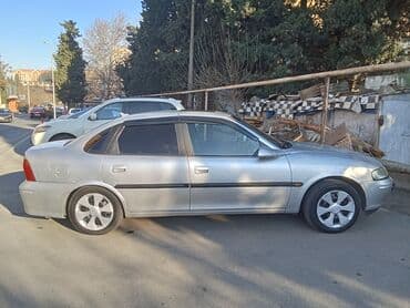 kran satilir: Opel Vectra: 1.6 l | 1997 il 550000 km Sedan — 3