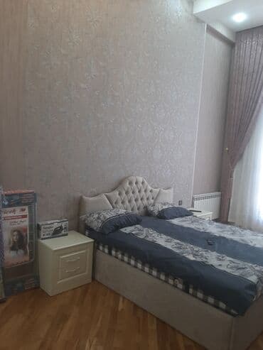 bakıxanov kiraye ev: 28 May metrosundan 700-800şərq bazarından 100 metr məsafədə 177 — 8