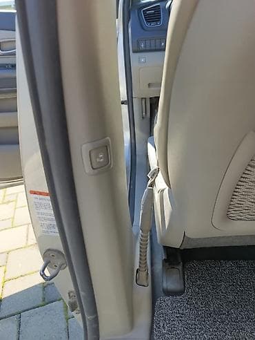 bmw e 34: Kia Carnival: 2.2 l | 2015 il Van/Minivan — 6