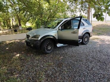 07 maşınlar: Kia Sorento: 2.5 l | 2005 il Ofrouder/SUV — 2