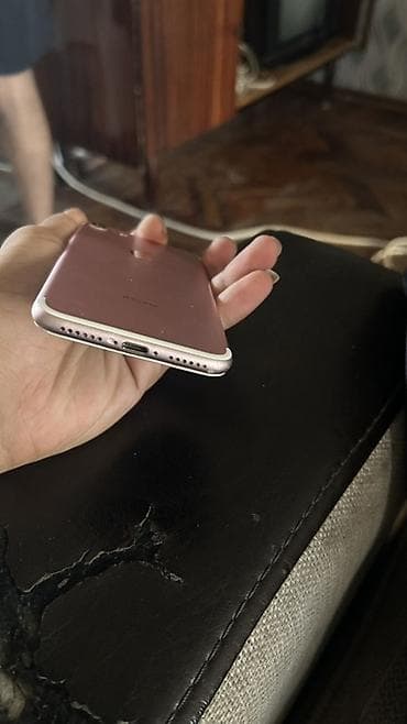 iphone x barter: IPhone 7, Rose Gold, Barmaq izi — 2