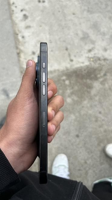 en ucuz mac: IPhone 14 Pro Max, Qara, Face ID — 7