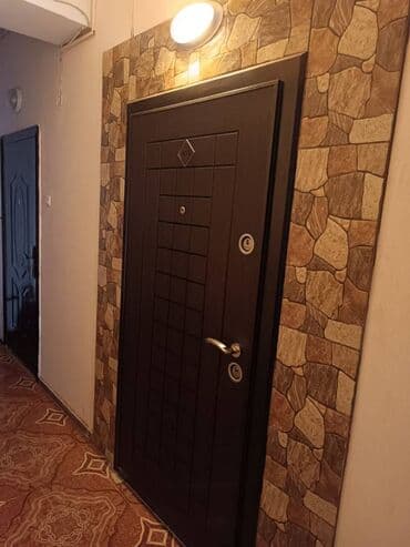 квартиры в локбатане: 9-cu mkrn,3 ayrı otaq.21 saylı uşaq polik.yanında,marşrutlara yaxın — 2