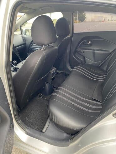 hybrid avtomobillər: DEPOZİT 1000 azn Kia Rio sedan – gümüşü rəng. - Geniş salonlu, şəhər — 6