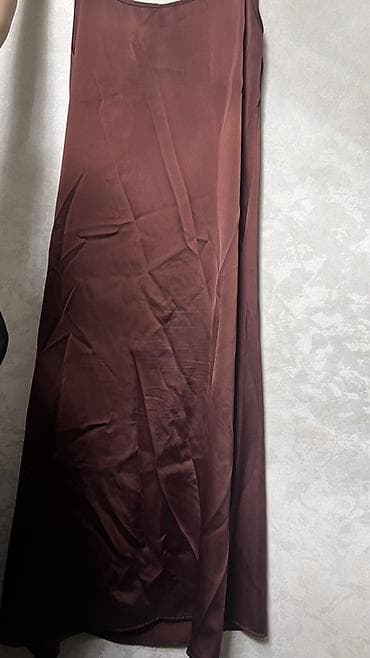 hicab donlar: Qadın atlas slip don - Rəng: tünd qəhvəyi/şokolad - Model — 2