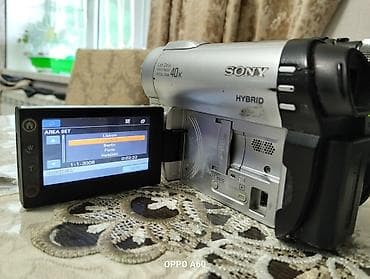 səs yazan kamera: Sony Handycam hibrid videokamera - Carl Zeiss Vario-Tessar obyektiv — 1