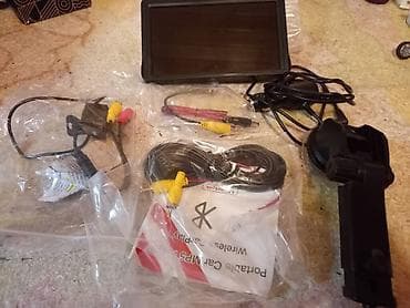 blue yeti: Avtomobil üçün portativ displey və geri görüntü kamera dəsti — 1