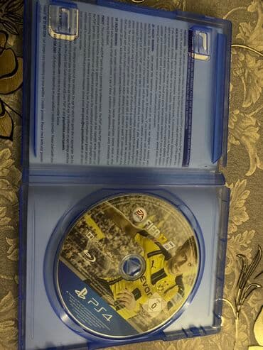 4 playstation üçün disklər satıram: Fifa 17 Ps4 üçün. 📌Disk tam orginaldır! 📌Cızığsız! 📌WhatsApp-dan — 4