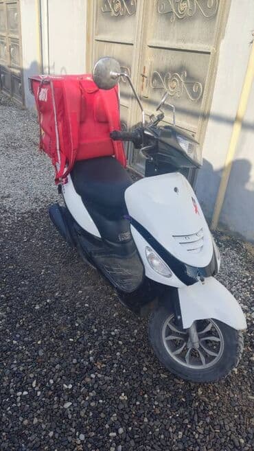 skuter almaq: Moon - X-road, 2024 il — 1