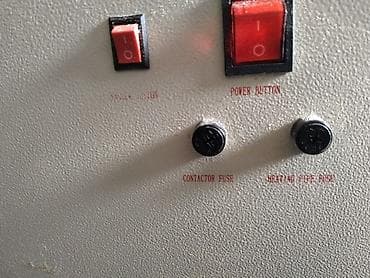 Motor Texniki göstəricilər: - Gərginlik: AC 220 V, 50/60 Hz - Güc — 2