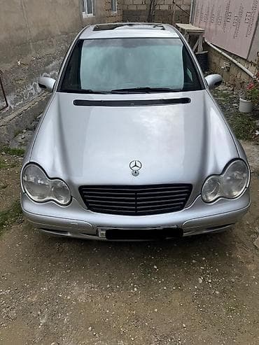 mersedes benz c: Mercedes-Benz 200-Series: 2 l | 2000 il Sedan — 1