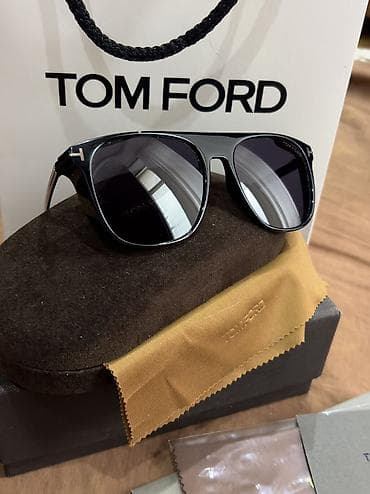 Eynəklər: Gün eynəyi, Tom Ford — 2