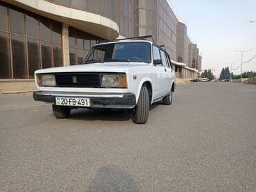 s class güzgüləri: Avtomobil: Lada 2104 Universal Kuzov: ağ rəng, 5 qapı, universal — 2
