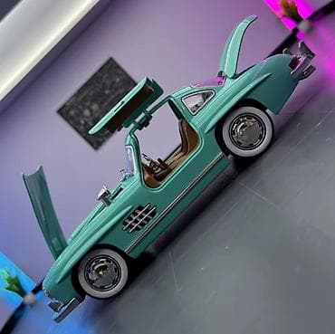 Kitablar və jurnallar: Kolleksiya modeli – klassik Mercedes 300SL kupe (göy-mint rəng) — 6