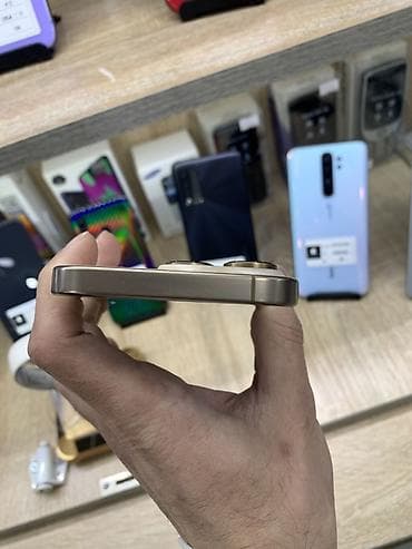 iphone ipad: IPhone 16 Pro, 128 GB, Qızılı — 4