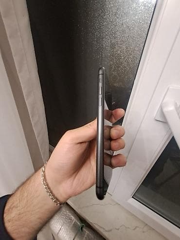 ipohne 11: IPhone 11, 64 GB, Qara, Face ID — 6