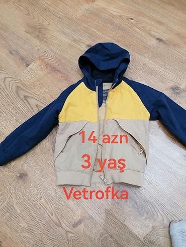 giyim: Dəstlər qiymətinden ucuz satiram. Qiymətde razılaşmaq olar. Ünvan 28 — 8