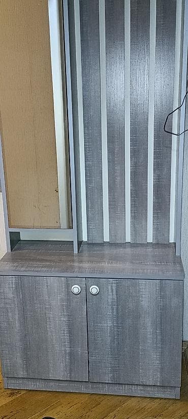 şifon: İşlənmiş, 3 qapılı, Güzgülü, Boz, Digər material, Açılan, Düz dolab — 2