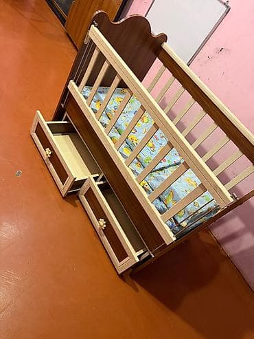 lay lay matras: Oğlan və qız üçün, Yeni, Dördbucaq, Beşik, Matras ilə, Yellənmə mexanizmsiz — 4