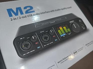 studio monitoru: Studiyo səs yazısı üçün tam peşəkar set - Audio interfeys: MOTU M2 — 2