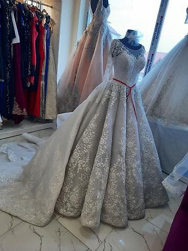 mirvari muncuq: Gəlinlik paltarı – Şahzadə (A-line/Ball gown) silueti - Rəng: ağ — 2