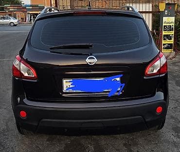 nissan tida: Nissan Qashqai: 2 l | 2011 il Krossover — 4