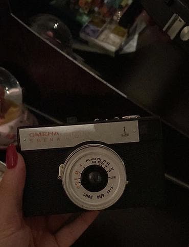 Smena 8M analoq fotoaparat
Dekor kimi istifadə