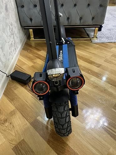 elektro gitara: İşlənmiş Elektrik samokat 10", 751 - 1000 Vt, 36 - 45 km/s, Ödənişli çatdırılma — 4