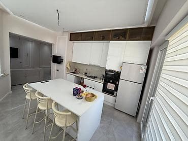 kiraye evler gence: Biləcəri, Studiya, Yeni tikili, m. Avtovağzal, 121 kv. m — 3