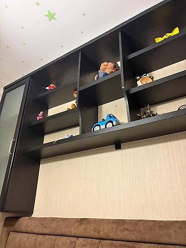 Rəflər: Kitab rəfi, Düz — 1