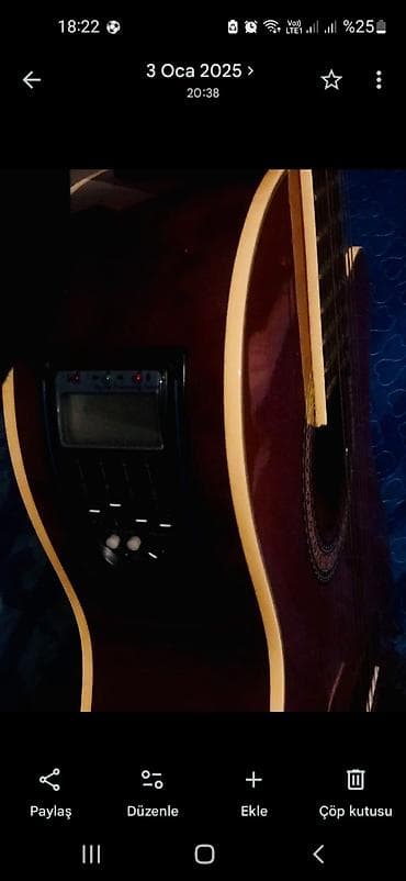 gitara tarnada: Klassik gitara, İşlənmiş, Ünvandan götürmə, Ödənişli çatdırılma — 3