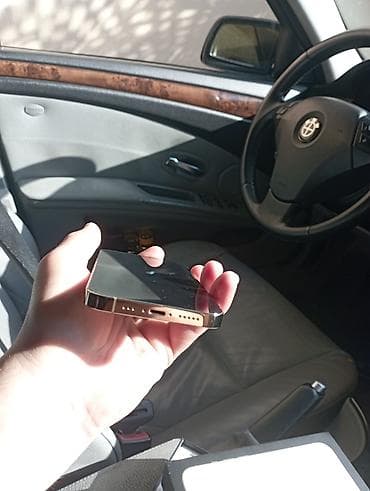 ayfon telefon: IPhone 13 Pro, 256 GB, Qızılı, Face ID — 6