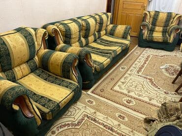 stul stol desti: Divan 2 kreslo . Divan açilir. Cox möhkem kefiyyetli maldir.Qiymet 200 — 1