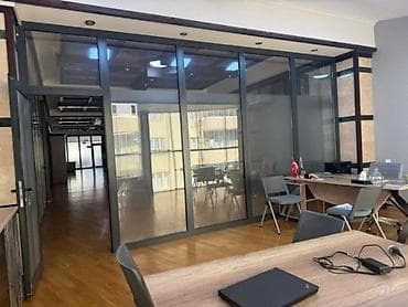 Kommersiya daşınmaz əmlakı: İcarəyə verilir 1 otaqlı ofis 40 m², Elmlər Akademiyası m. Daha 11 — 5